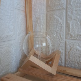 كاسة شفاف مع قاعدة خشبية + مصاصة